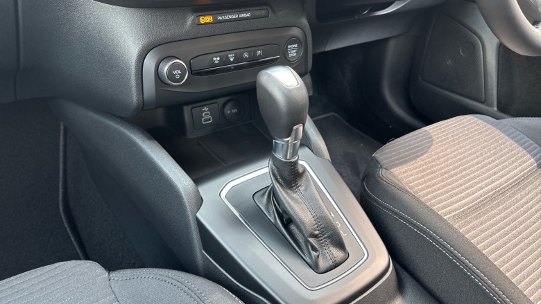 Ford Focus 1.0 EcoBoost Hybrid mHEV 155 Titanium 5dr Auto Petrol Hatchback